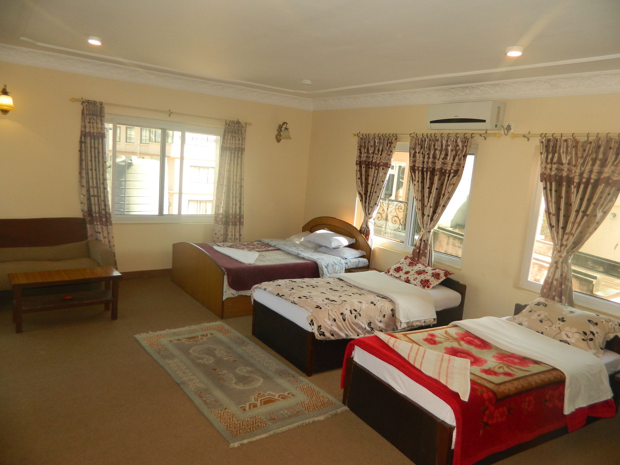 Om Tara Guest House Pvt Ltd Kathmandu Exterior foto